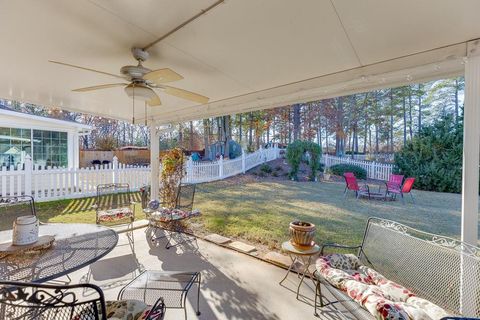 A home in Flowery Branch