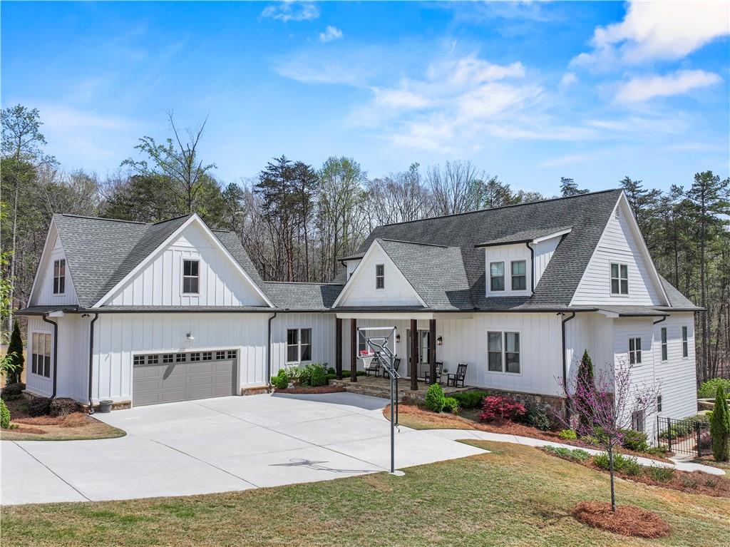 6061 Bluewater Boulevard, Gainesville, Georgia image 1