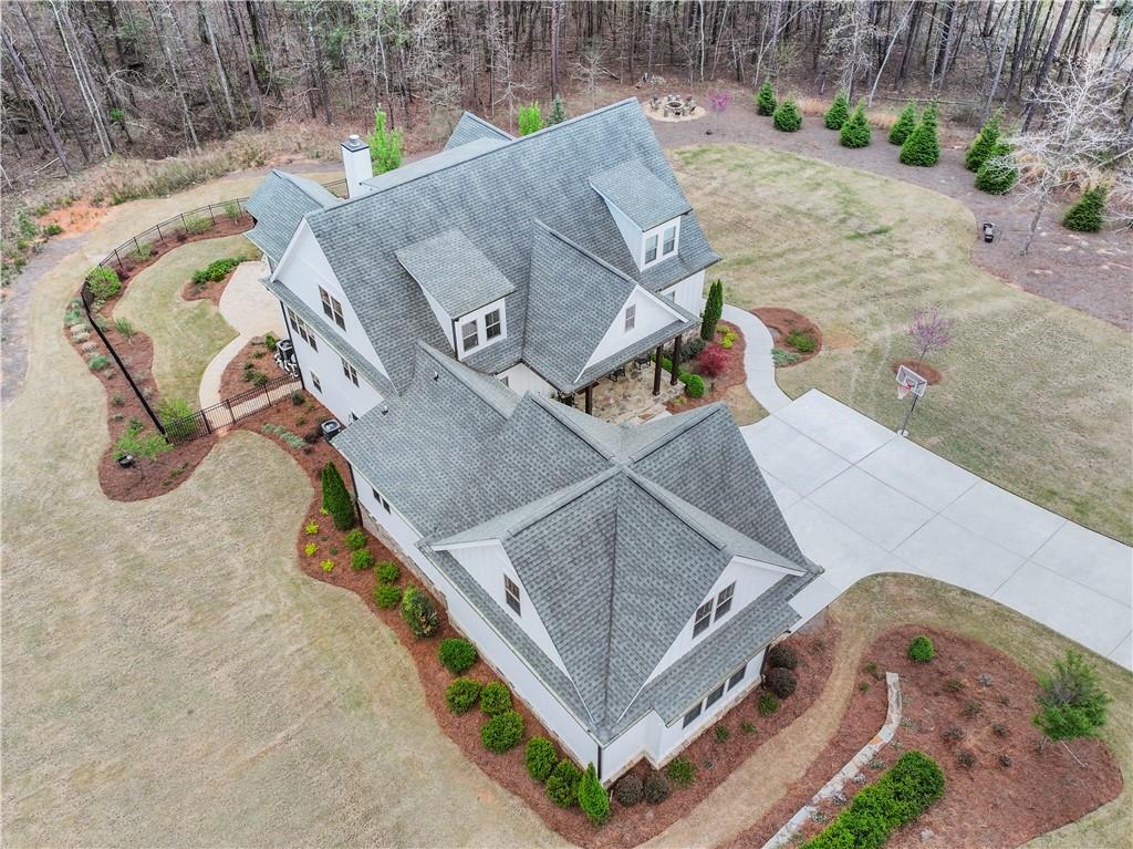 6061 Bluewater Boulevard, Gainesville, Georgia image 4