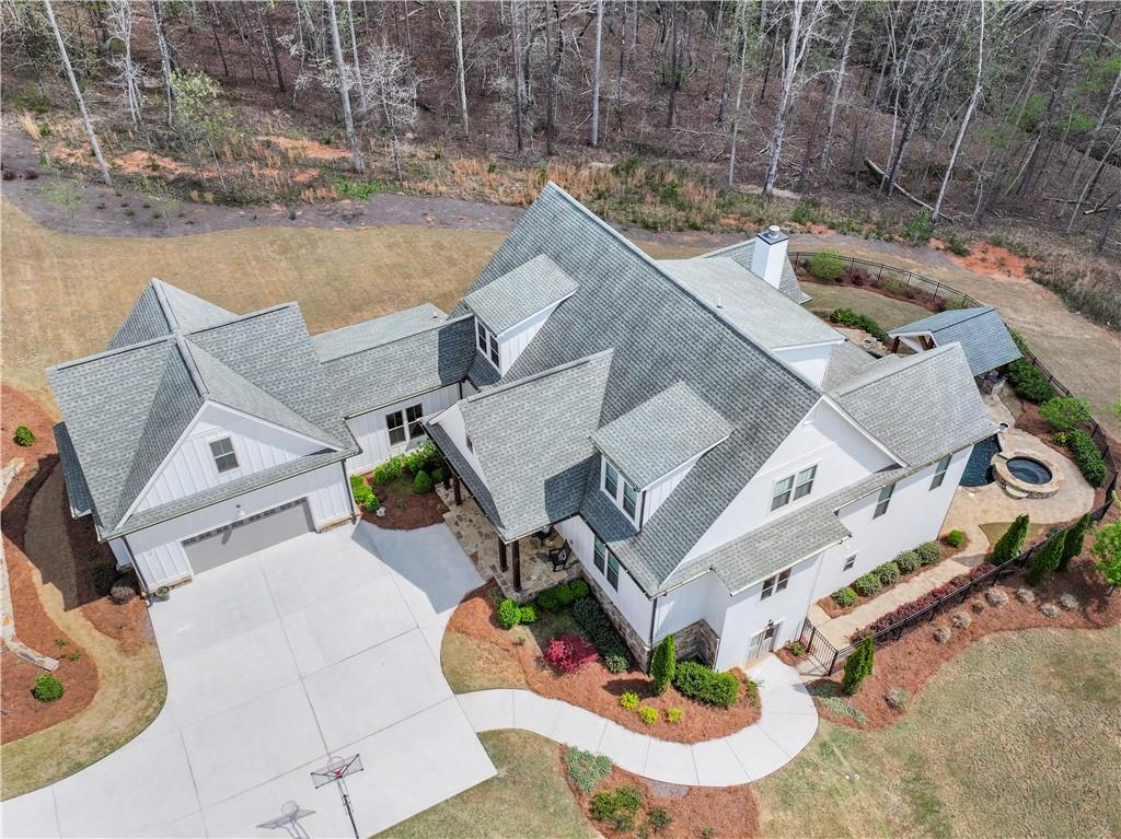 6061 Bluewater Boulevard, Gainesville, Georgia image 3