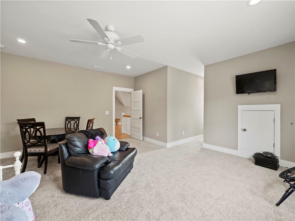 6061 Bluewater Boulevard, Gainesville, Georgia image 43