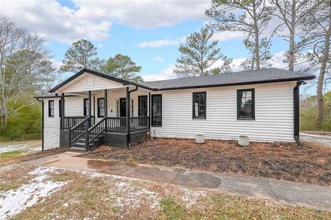 A home in Lilburn