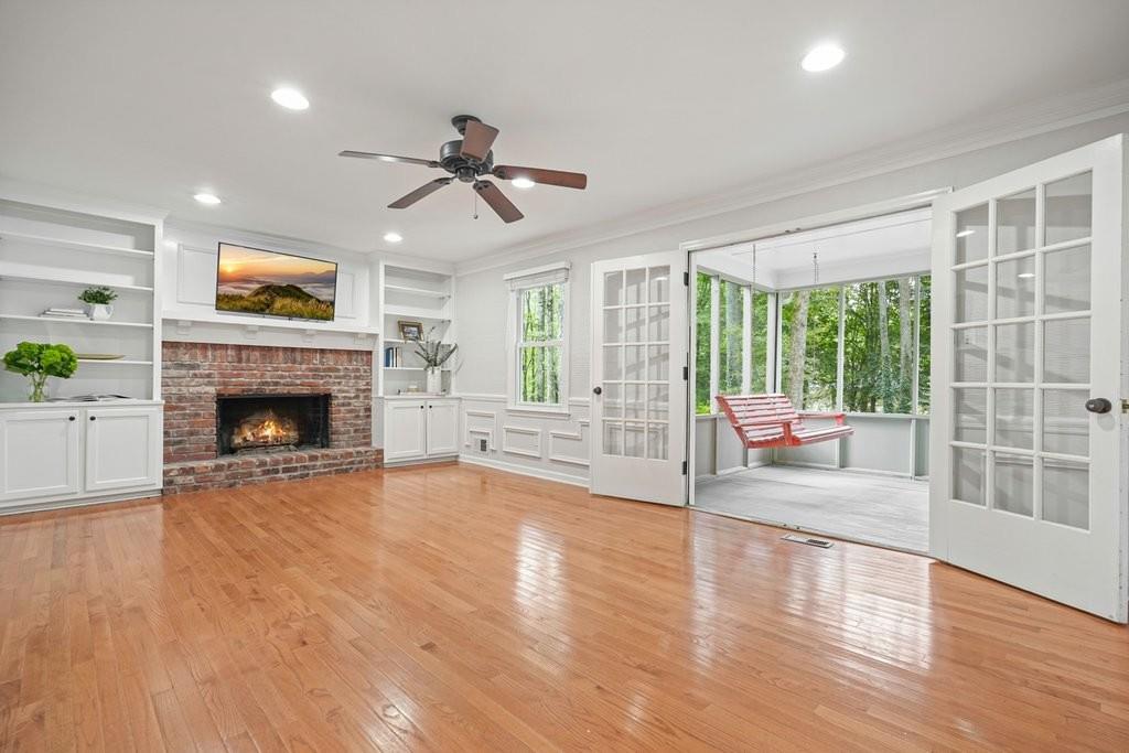 Chimney Springs - Residential