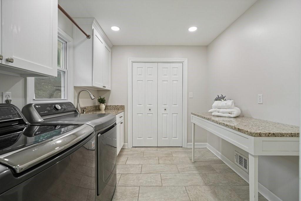 Chimney Springs - Residential