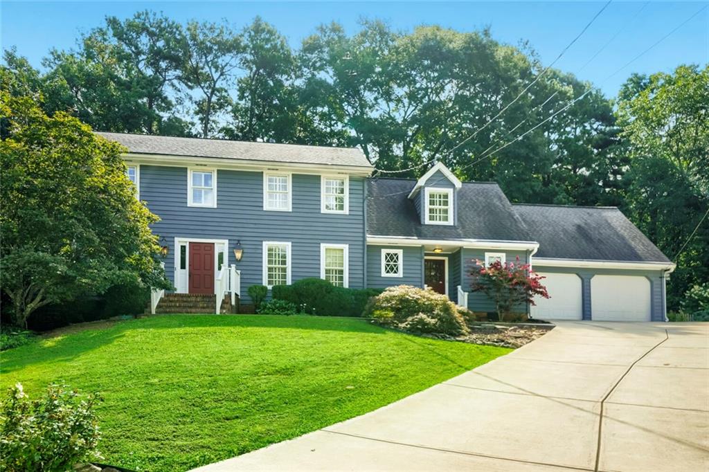 4099 Northlake Creek Cove