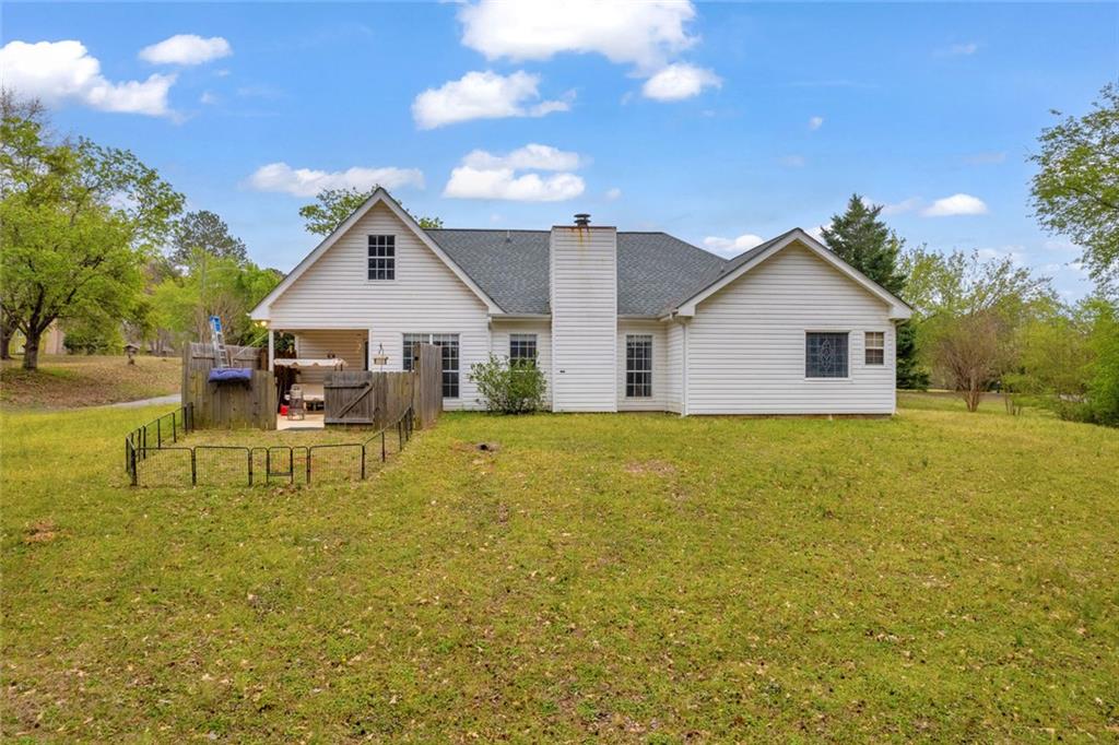 4671 Cedar Drive, Loganville, Georgia image 3
