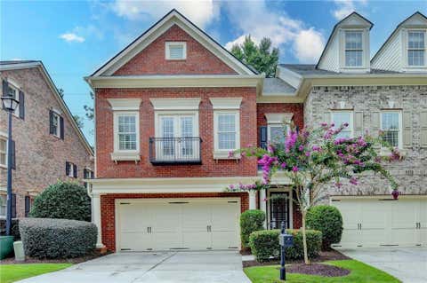Townhouse For Sale - 7456 Portbury Park Lane<br/> Suwanee, GA 30024
