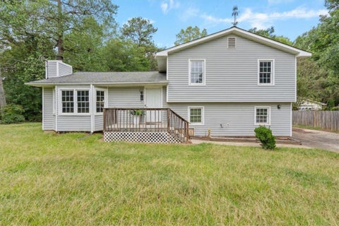 Homes For Sale - 28 Cypress Circle<br/> Carrollton, GA 30116