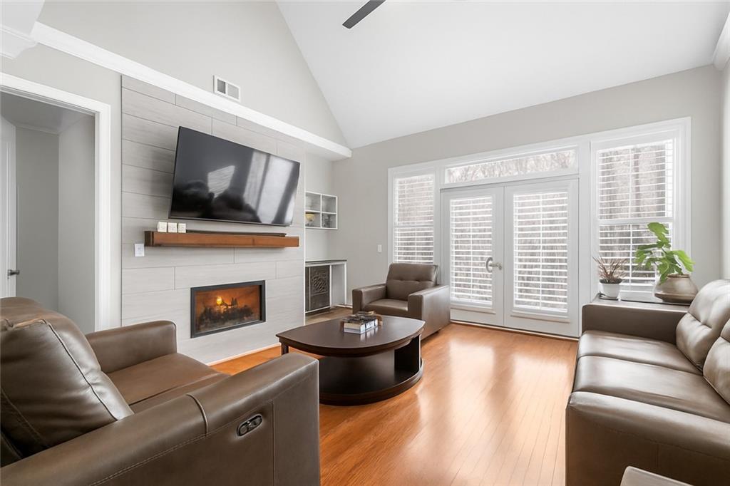 3280 Stillhouse Lane SE 410