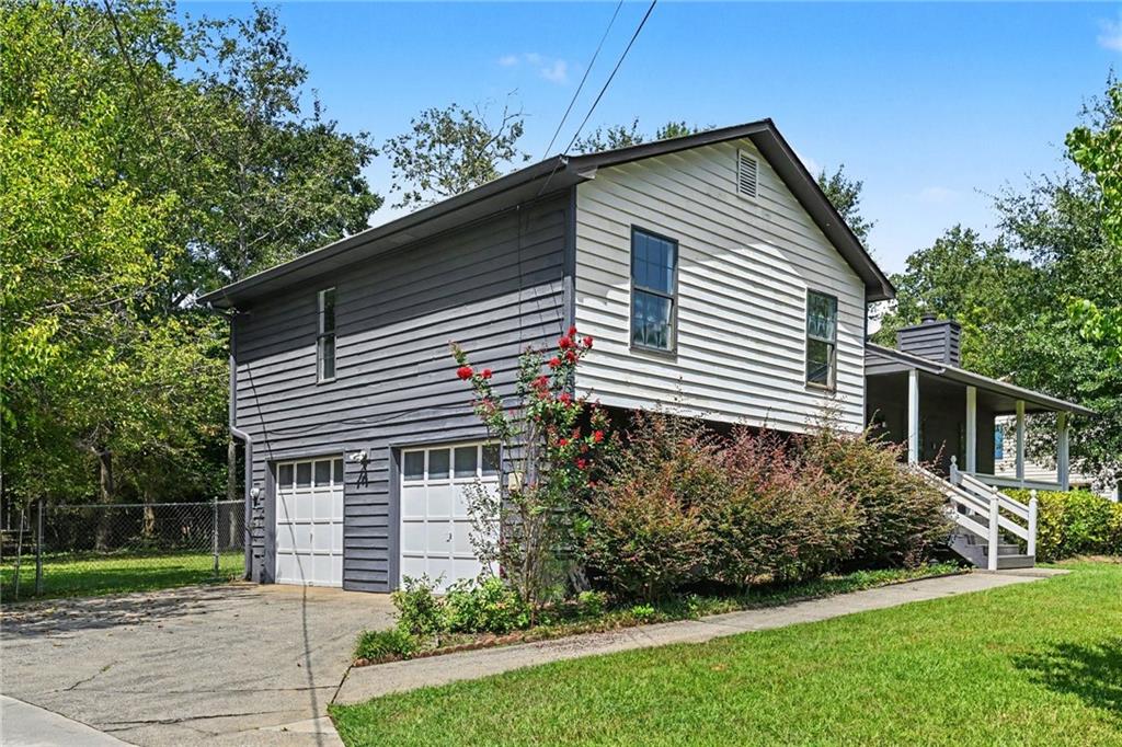 56 Noses Creek Road SW
