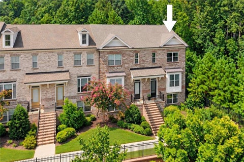 Townhouse For Sale - 1016 Township Square<br/> Alpharetta, GA 30022