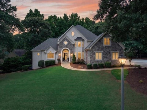 Homes For Sale - 304 Tempest Drive<br/> Fayette County, Peachtree City, GA 30269
