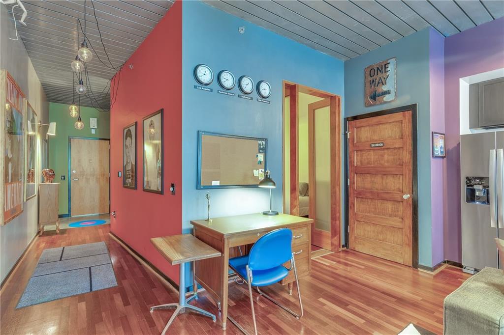 620 Glen Iris Drive NE 206