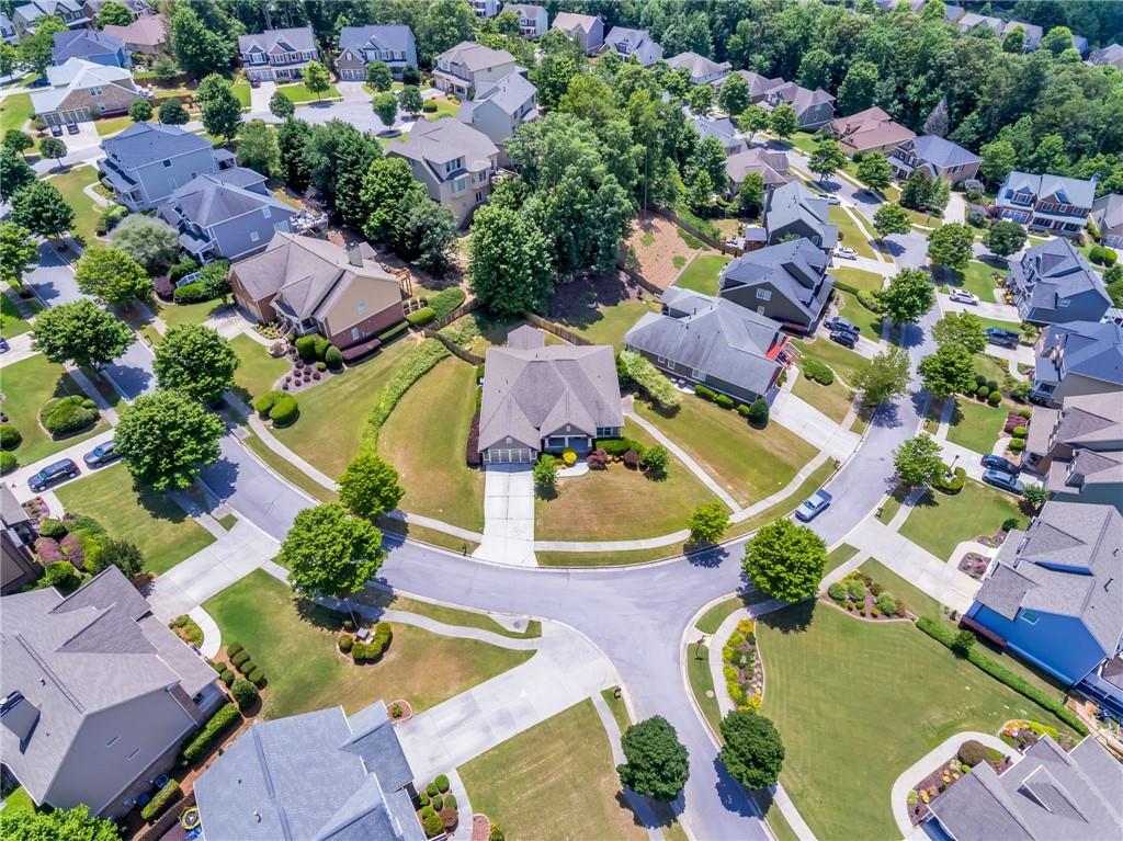 7503 Brookstone Circle, Flowery Branch, Georgia image 40
