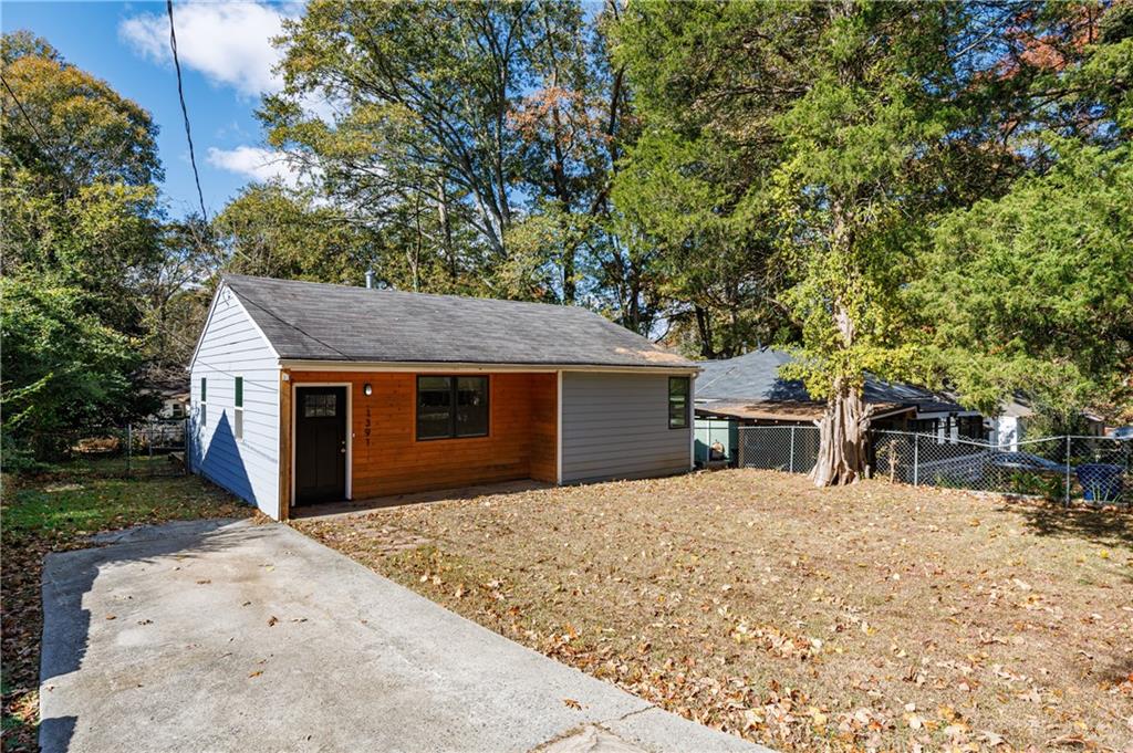 1391 Elizabeth Avenue SW