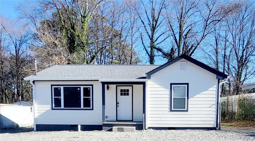 Welcome to 766 Allgood Rd—a tenant-occupied commercial property featuring new construction and stable income. With modern updates and a clear, professional layout, this asset offers a reliable investment opportunity in a strategic location.
