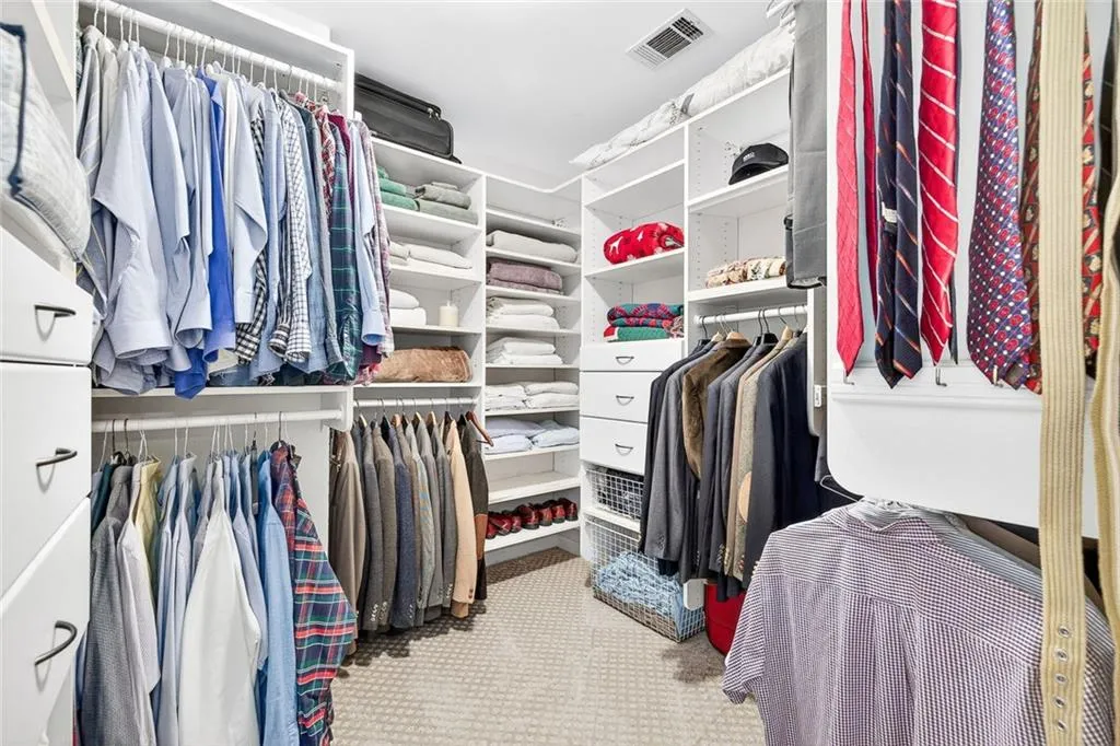 Brookhaven, Georgia 30319, United States, 4 Bedrooms Bedrooms, ,4 BathroomsBathrooms,Residential,Active,227951