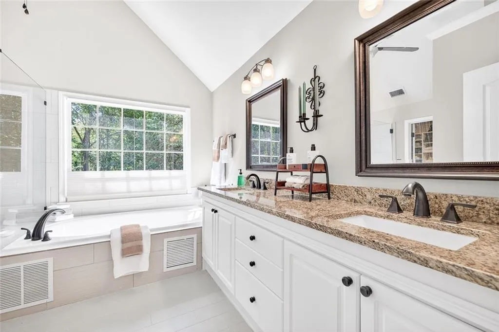 Brookhaven, Georgia 30319, United States, 4 Bedrooms Bedrooms, ,4 BathroomsBathrooms,Residential,Active,227951