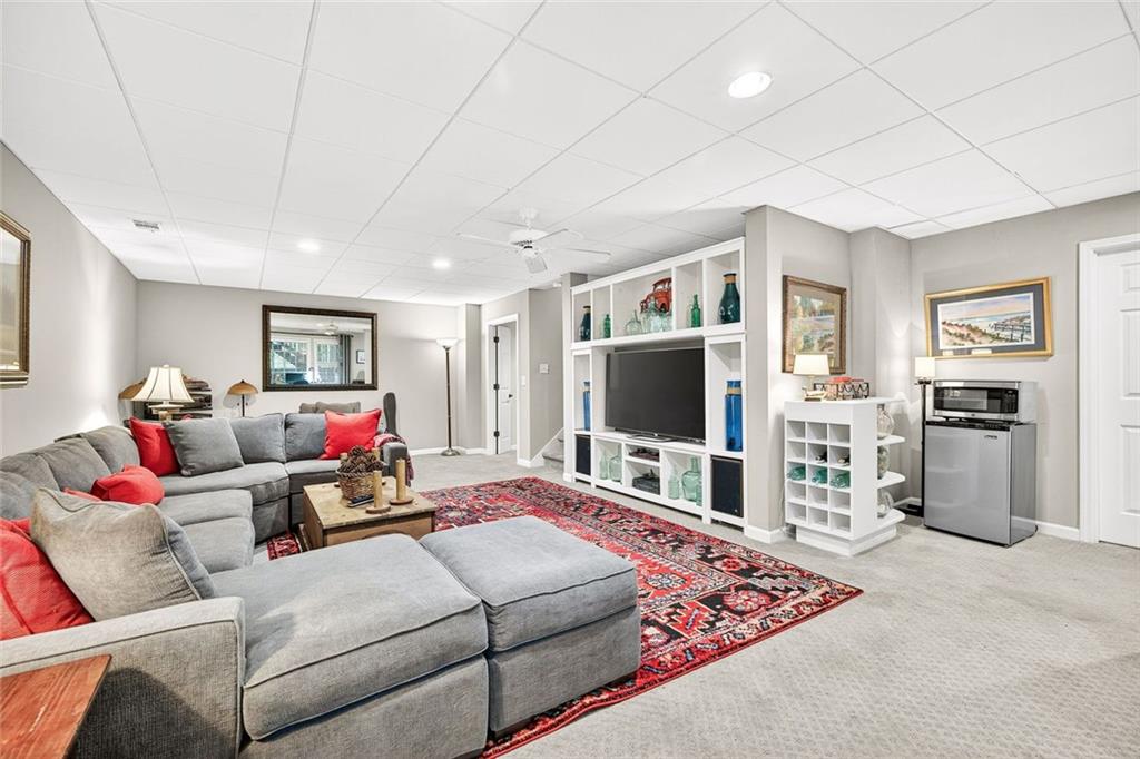 Ashton Square - Residential