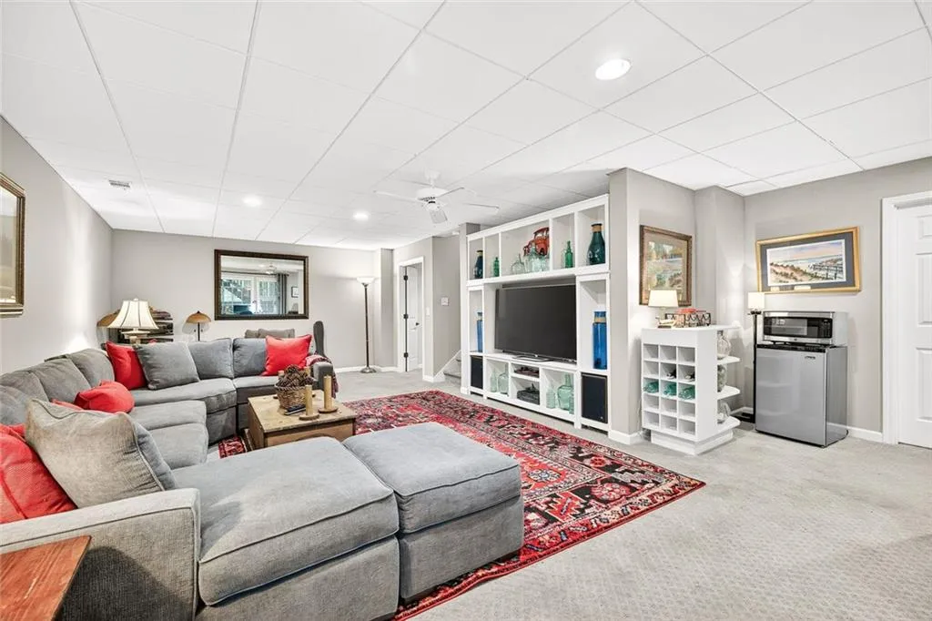 Brookhaven, Georgia 30319, United States, 4 Bedrooms Bedrooms, ,4 BathroomsBathrooms,Residential,Active,227951