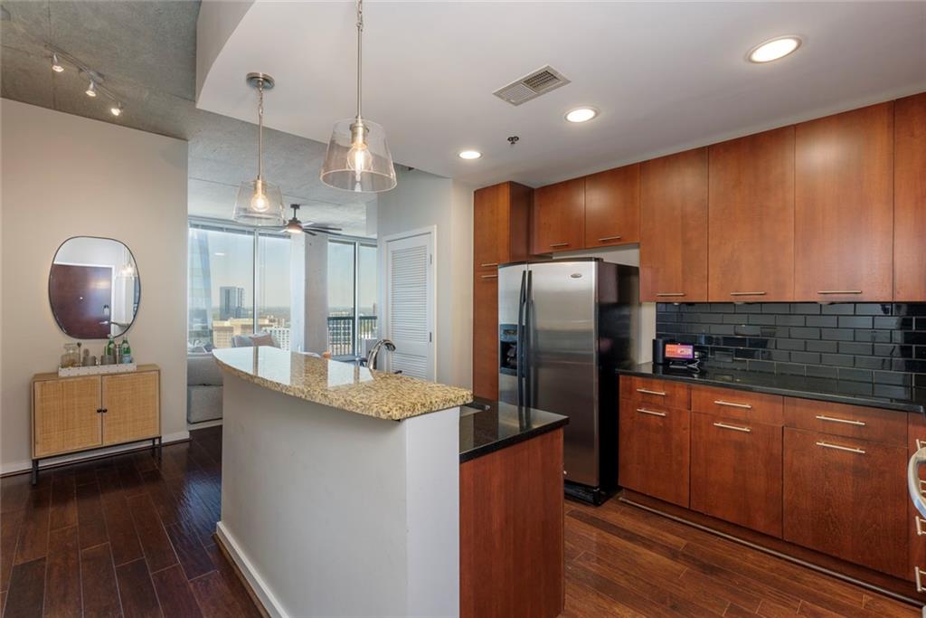 3324 Peachtree Road NE 2611