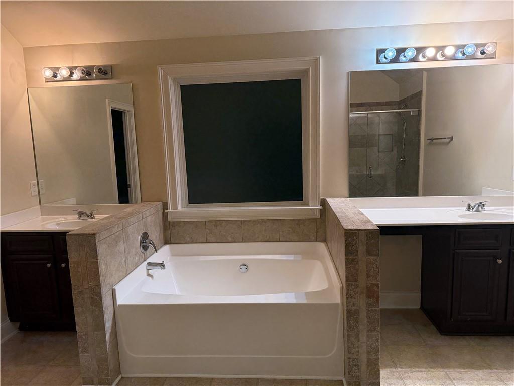 4055 Trillium Wood Trail