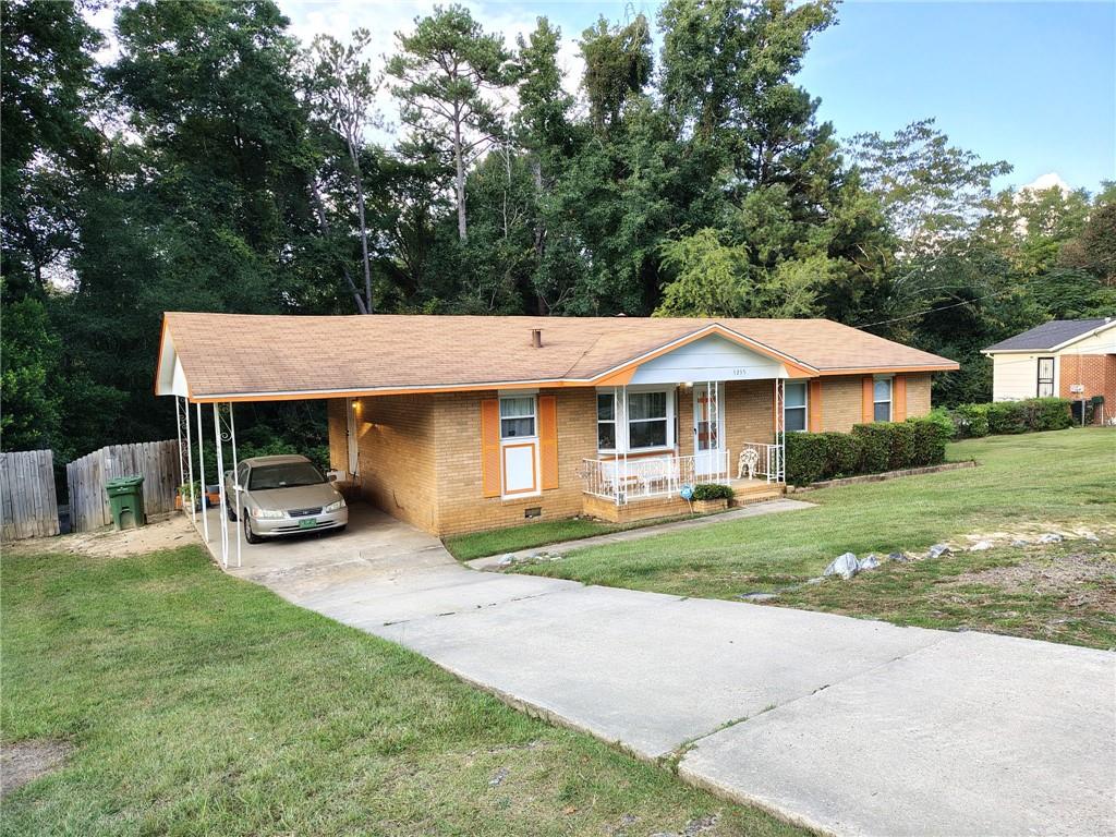 Great investment opportunity in Columbus! 5235 Vincent Dr is tenant-occupied at $900/month with a reliable long-term tenant already in place. Recent updates include a new water heater, adding peace of mind and reduced maintenance costs. With consistent rental income and convenient access to shopping, schools, and major roadways, this property is a solid addition to any portfolio.