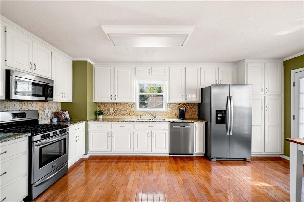 434 Westchester Way, Canton, Georgia image 11