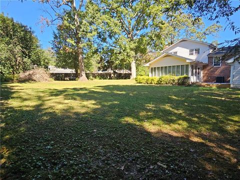 A home in Lilburn