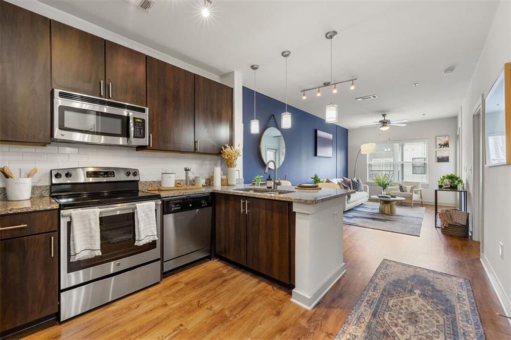 131 Ponce de Leon Avenue 307