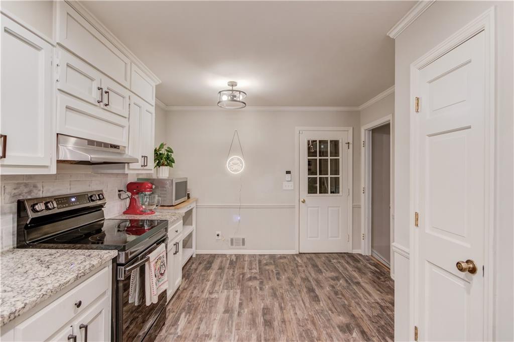 2020 Commonwealth Place, Cumming, Georgia image 7