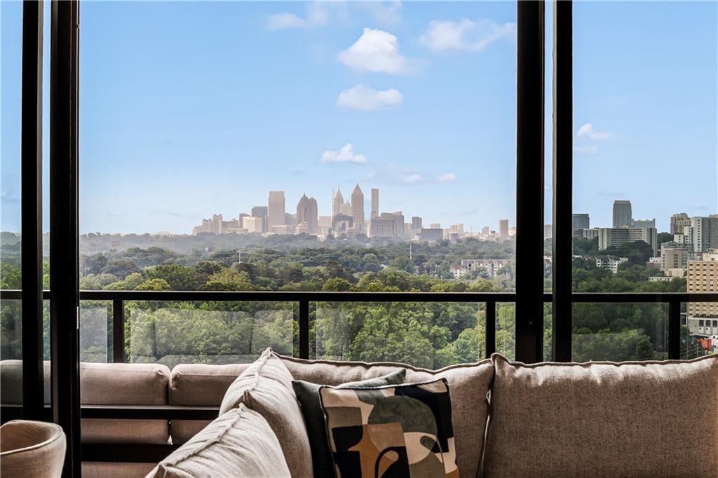 2425 Peachtree Road NE 1406