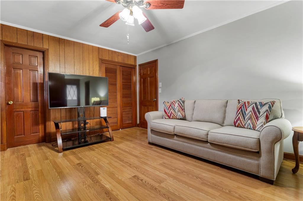 KINGSWOOD-FORSYTH - Residential