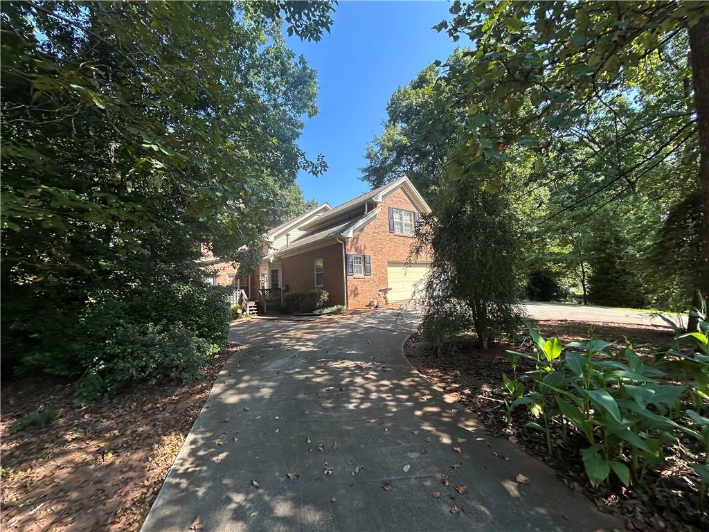 3571 Travelers Court