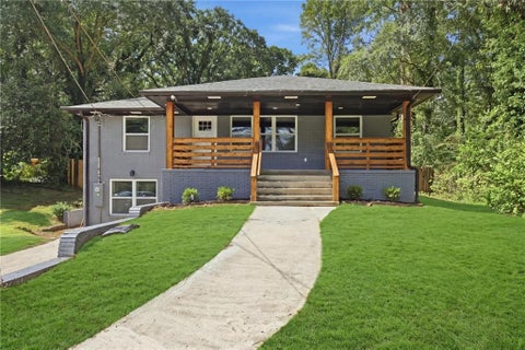 Homes For Sale - 2531 Hood Avenue<br/> Atlanta, GA 30318