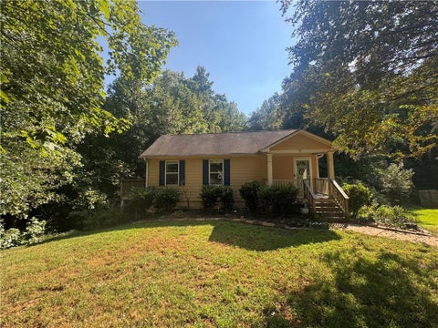 Homes For Sale - 5870 Habitat Drive<br/> Gainesville, GA 30506