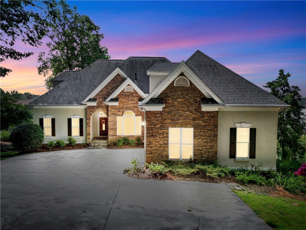 781 Cardinal Drive