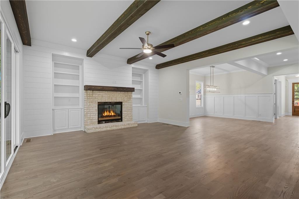 SUGAR PIKE ESTATES - Residential