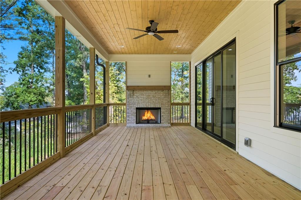 SUGAR PIKE ESTATES - Residential