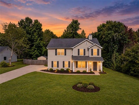 Homes For Sale - 65 Hillock Court<br/> Covington, GA 30016