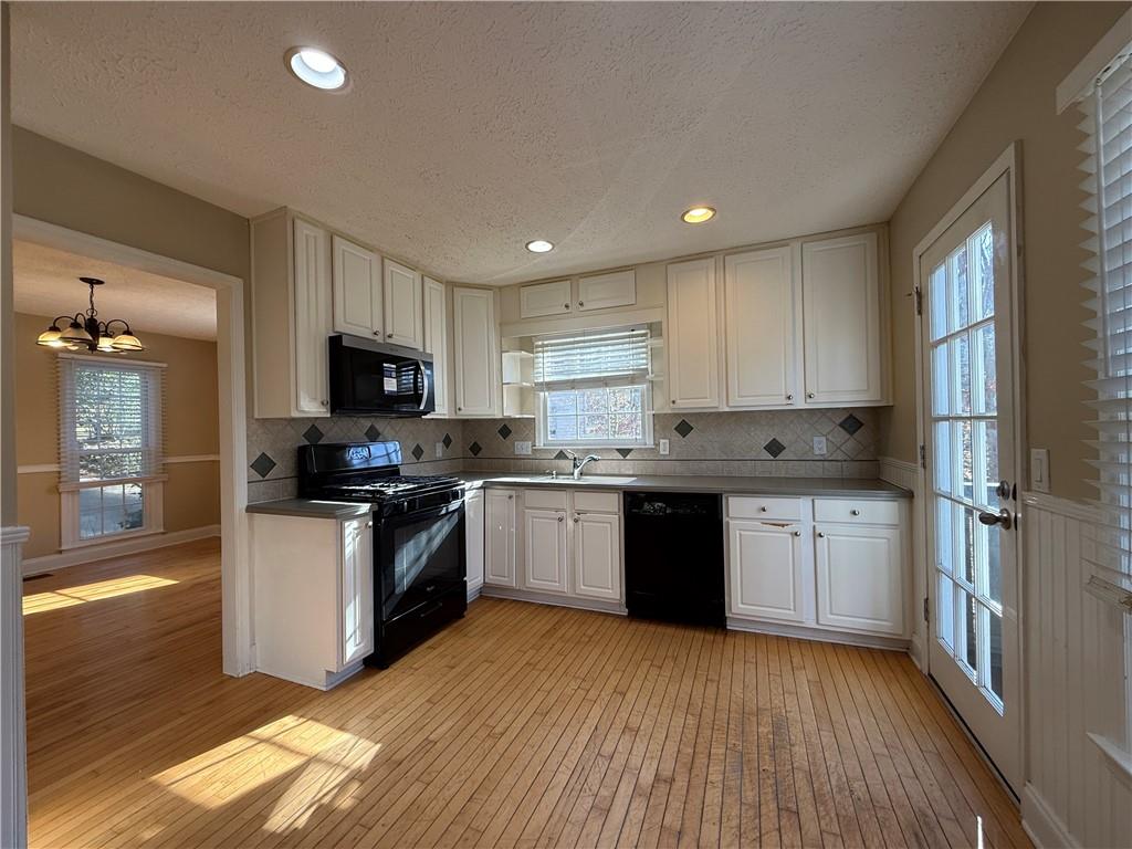 1007 Burton Court, Kennesaw, Georgia image 3