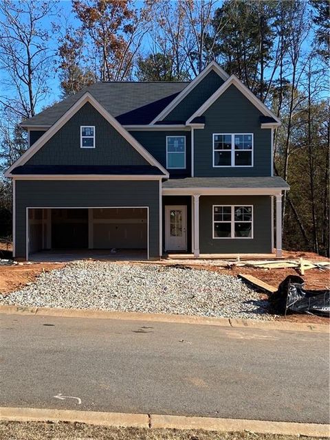 A home in Toccoa