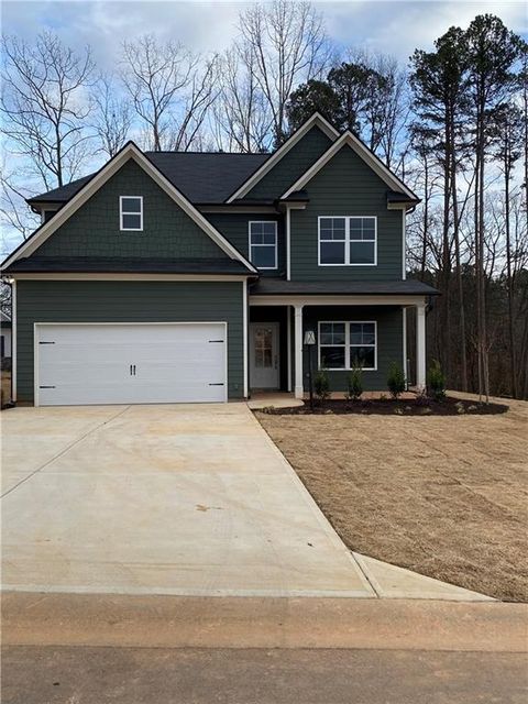 A home in Toccoa