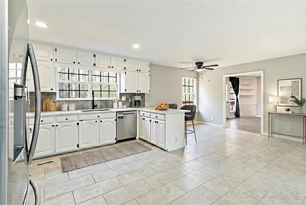 2119 Tudor Castle Way