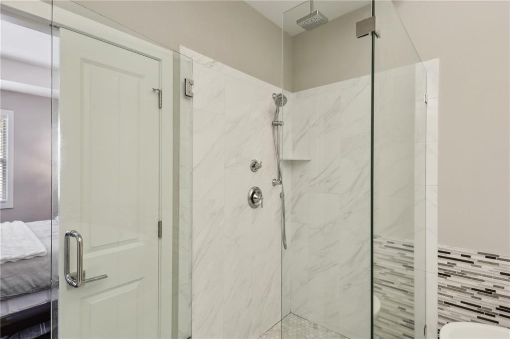 828 Canterbury Overlook, Atlanta, Georgia image 17