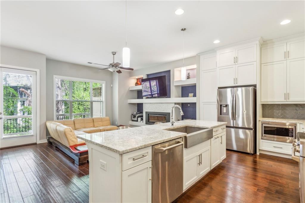 828 Canterbury Overlook, Atlanta, Georgia image 6