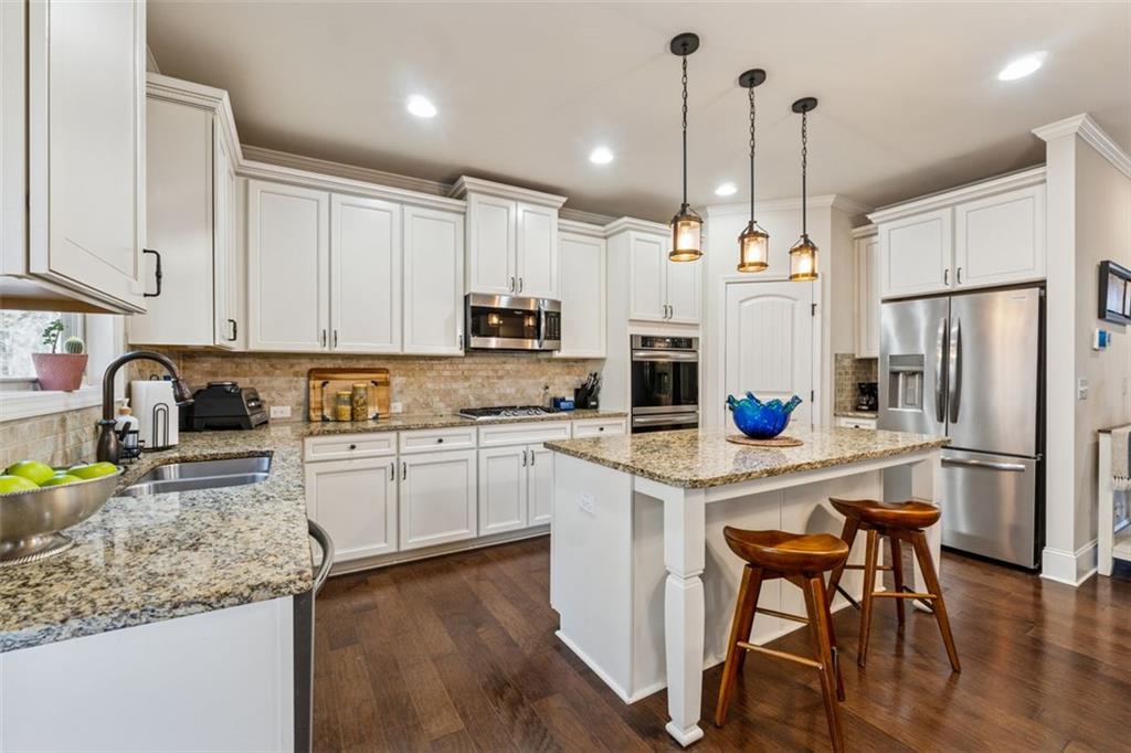 2096 Hamilton Lake Parkway, Buford, Georgia image 12