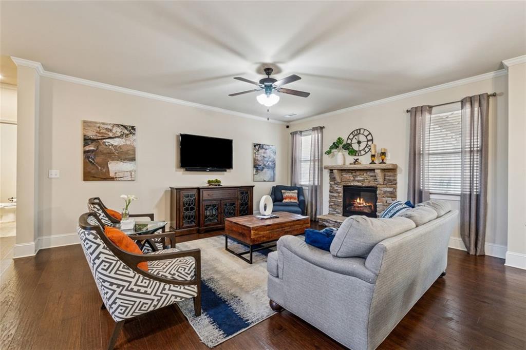 2096 Hamilton Lake Parkway, Buford, Georgia image 8