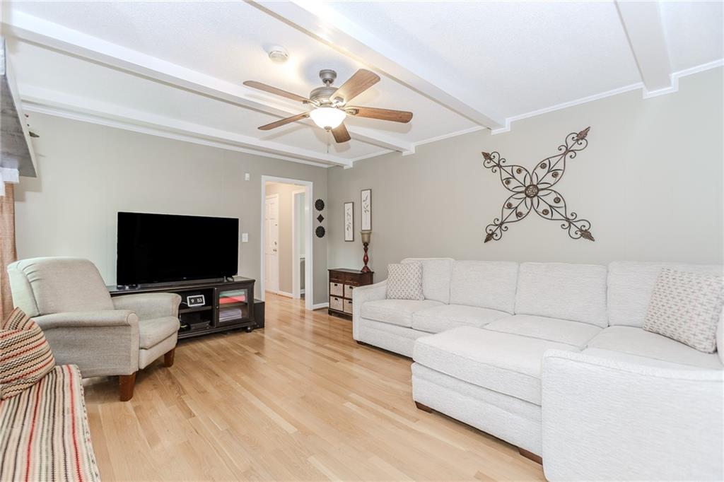 2334 Pine Point Drive