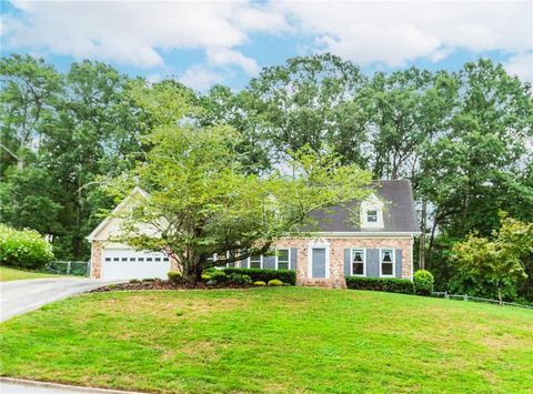 2334 Pine Point Drive Lawrenceville GA 30043